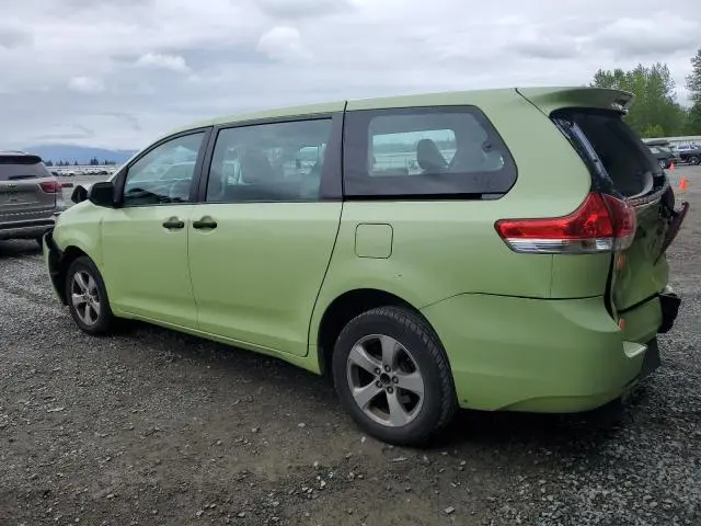 2014 TOYOTA SIENNA   