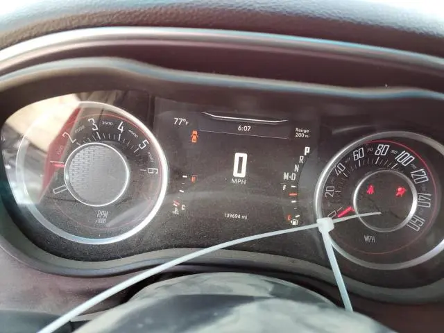 2015 DODGE CHALLENGER SXT  