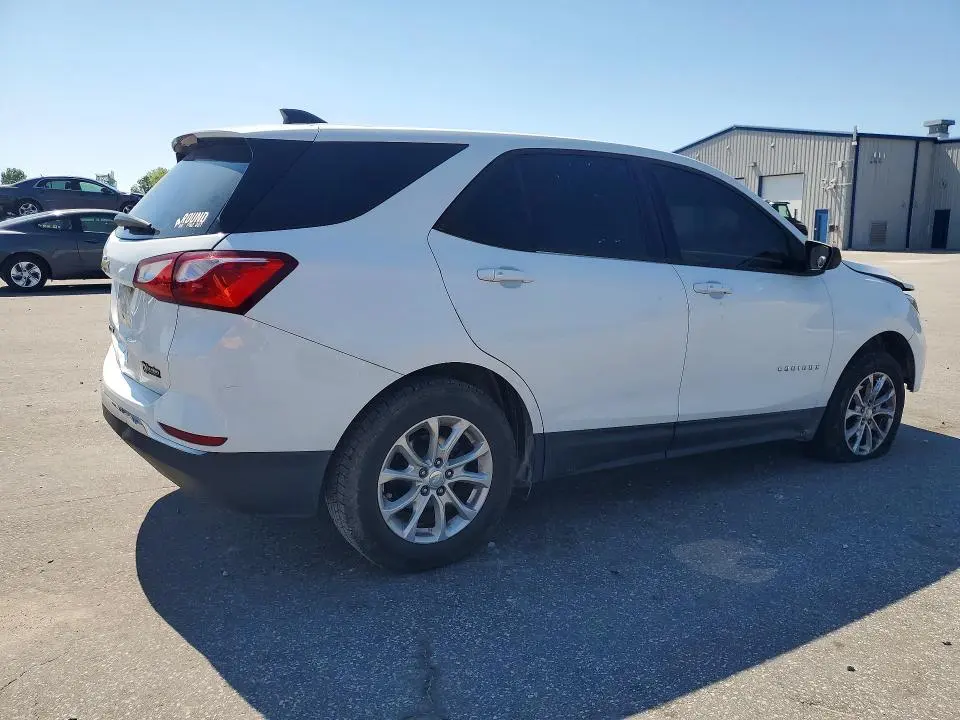 2018 CHEVROLET EQUINOX LS  