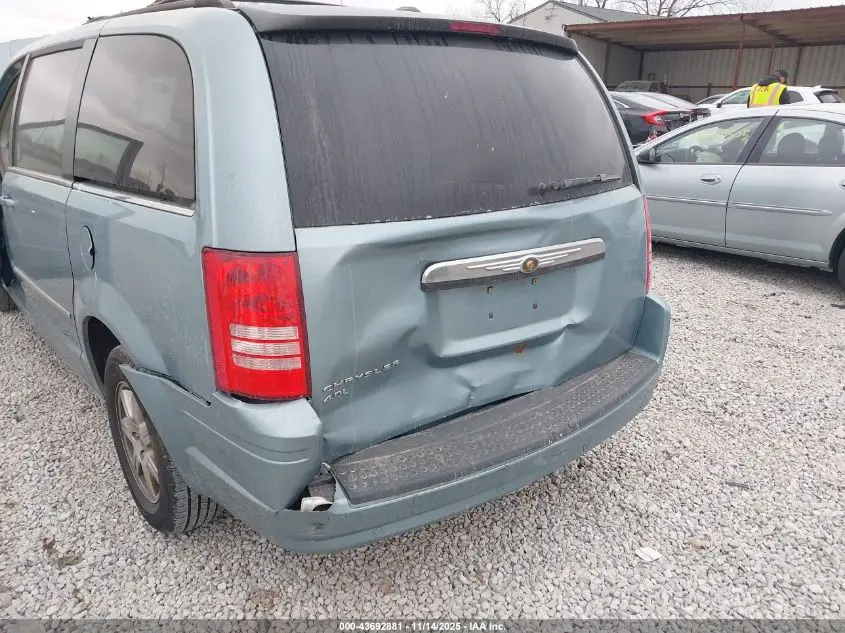 2010 CHRYSLER TOWN & COUNTRY TOURING
