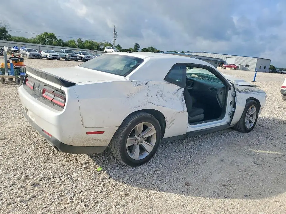 2023 DODGE CHALLENGER SXT  