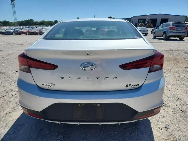 2019 HYUNDAI ELANTRA SE  