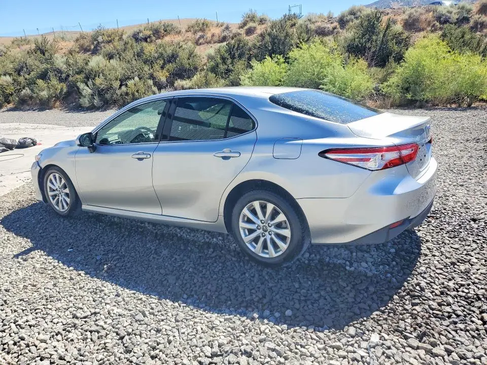 2018 TOYOTA CAMRY LE  