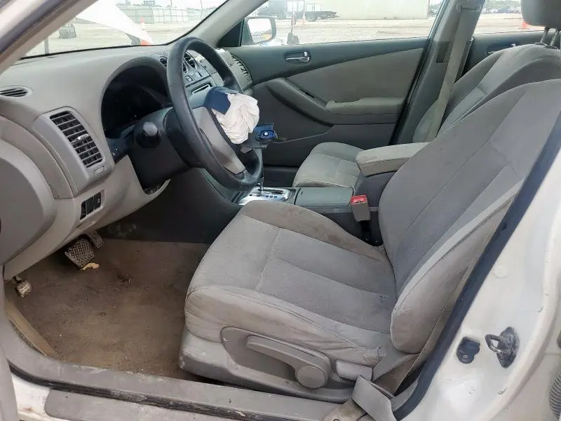 2010 NISSAN ALTIMA BASE  