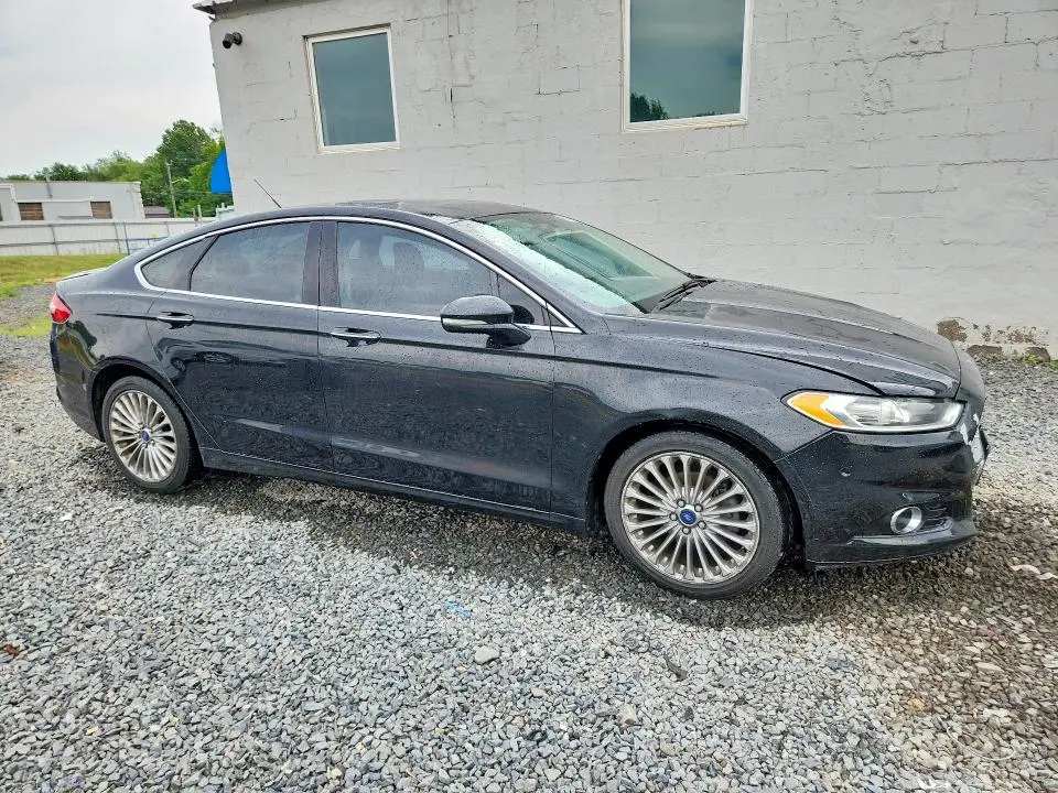 2015 FORD FUSION TITANIUM  