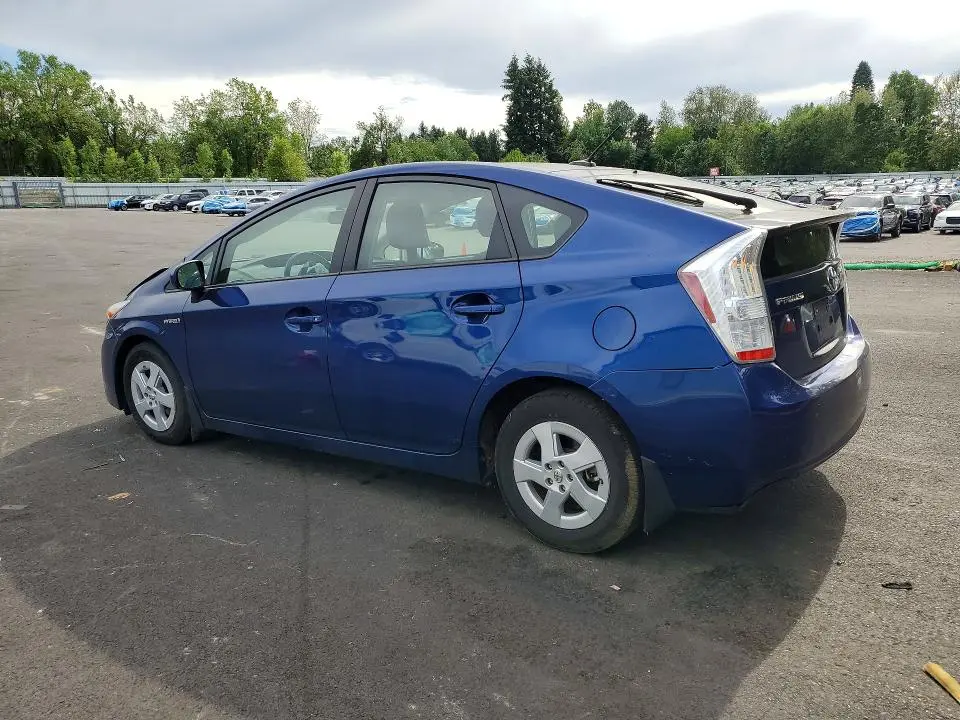 2011 TOYOTA PRIUS FOUR  