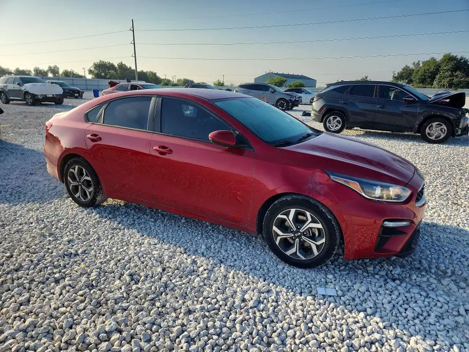 2021 KIA FORTE LXS  