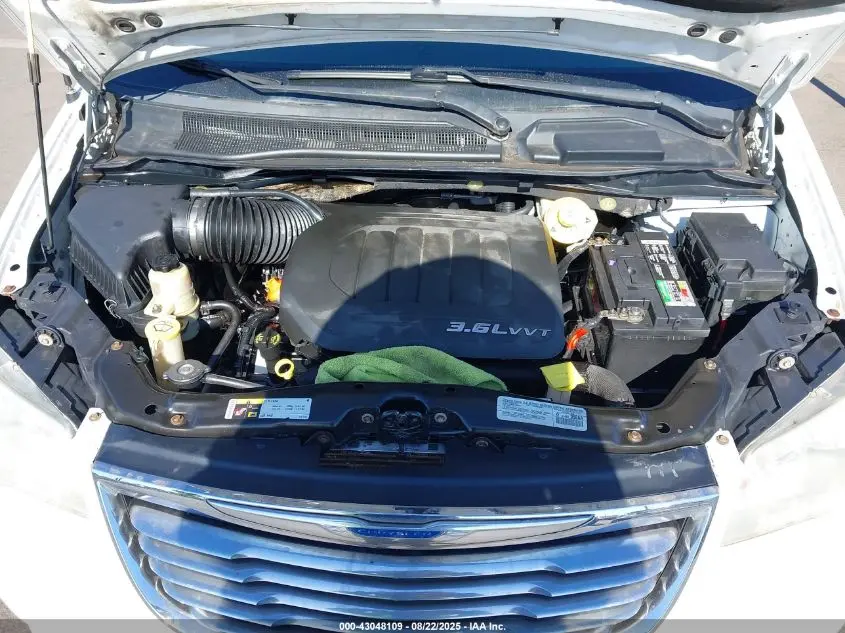 2014 CHRYSLER TOWN & COUNTRY TOURING