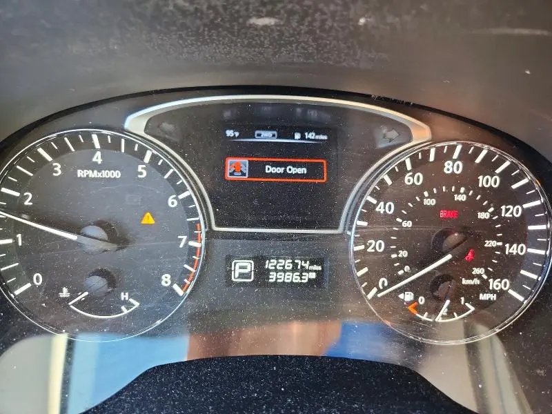 2015 NISSAN PATHFINDER S  