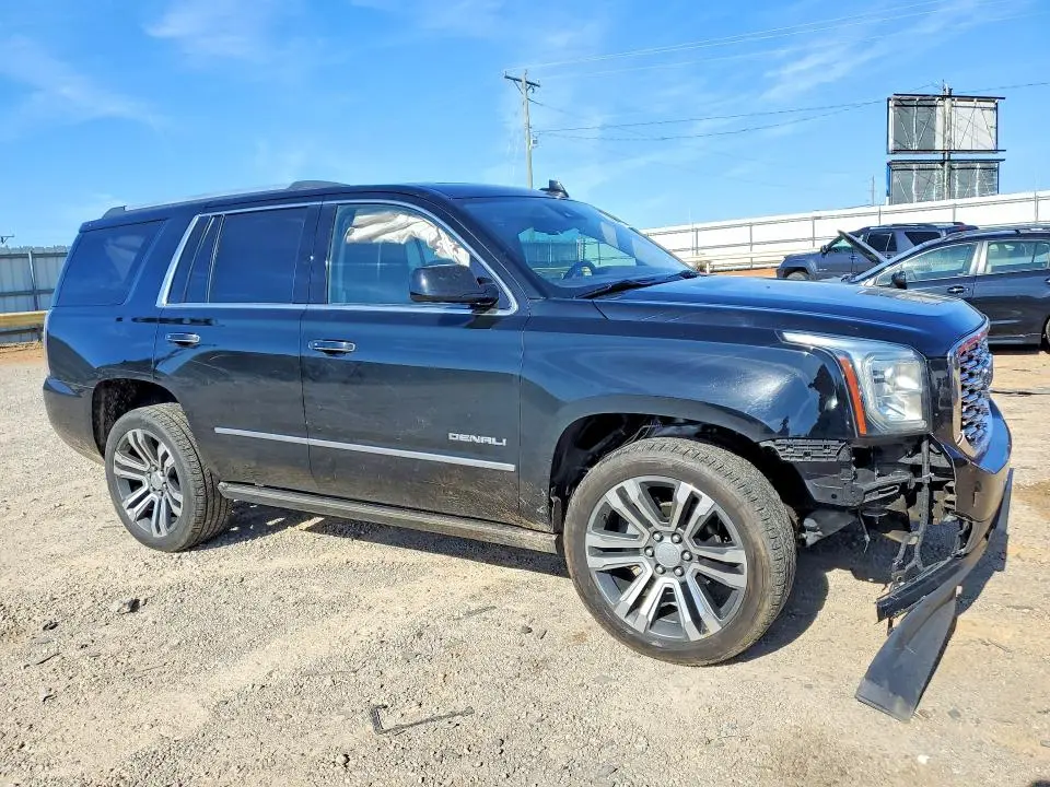 2018 GMC YUKON DENALI  