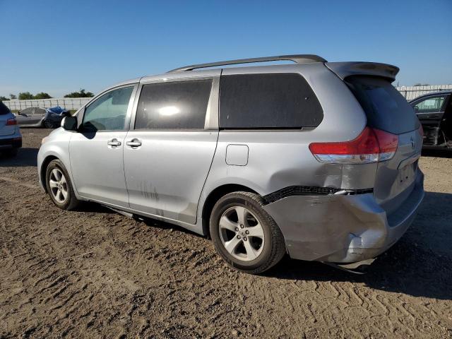 2012 TOYOTA SIENNA LE