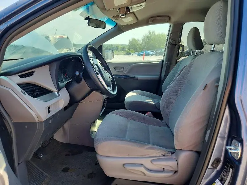 2017 TOYOTA SIENNA L 7-PASSENGER  