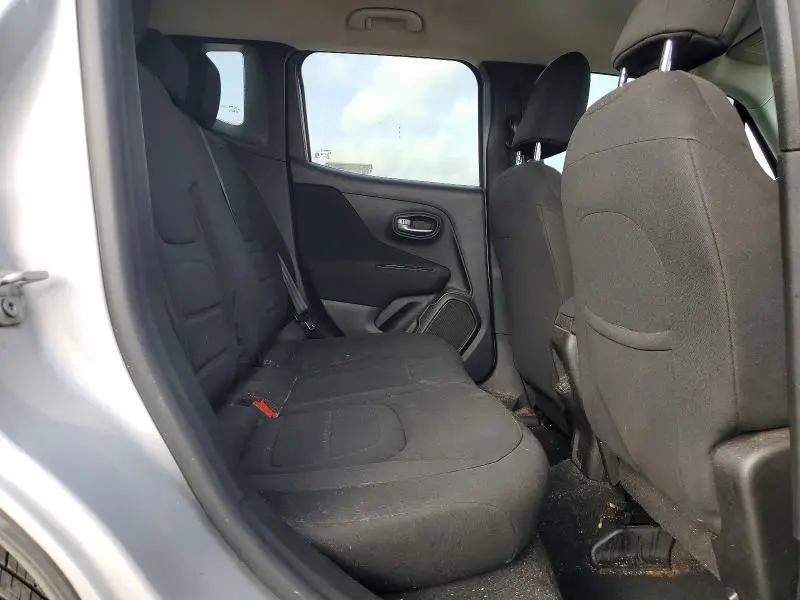 2020 JEEP RENEGADE LATITUDE  