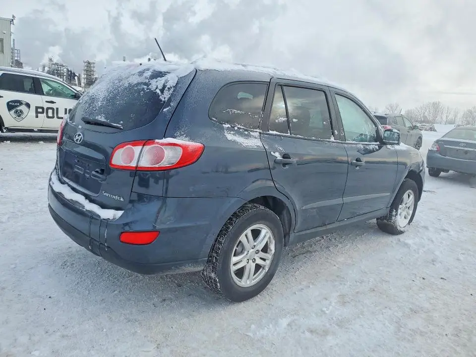 2011 HYUNDAI SANTA FE GLS  