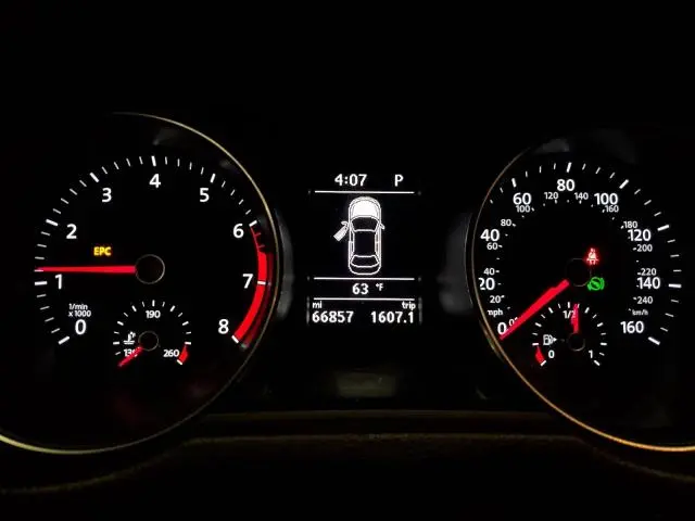 2018 VOLKSWAGEN PASSAT SE  