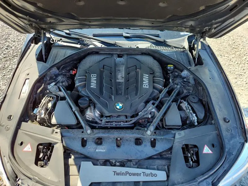 2015 BMW 750 LXI  
