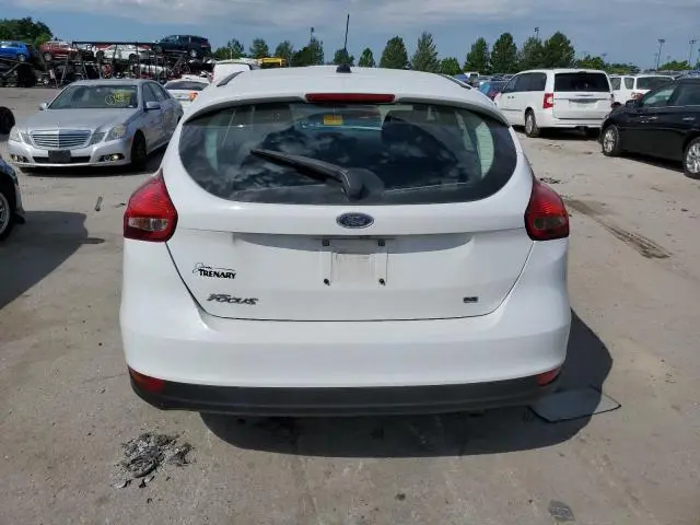2017 FORD FOCUS SE  