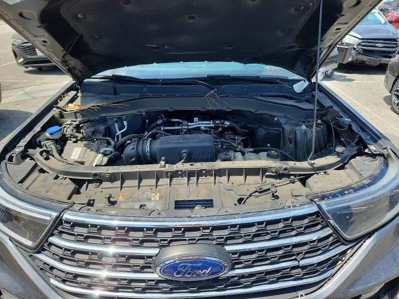2022 FORD EXPLORER XLT  