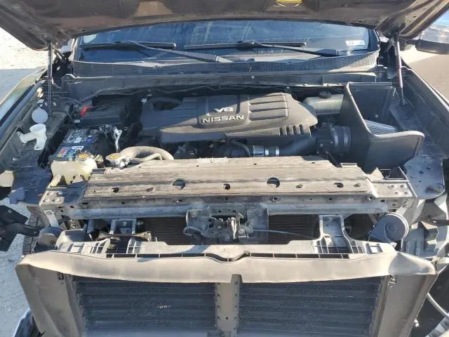 2017 NISSAN TITAN SV  