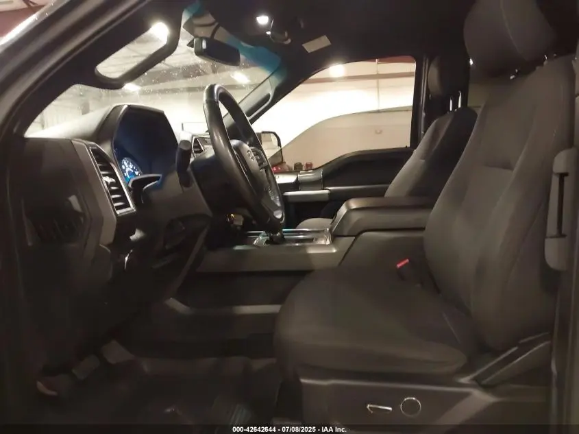 2015 FORD F-150 XLT