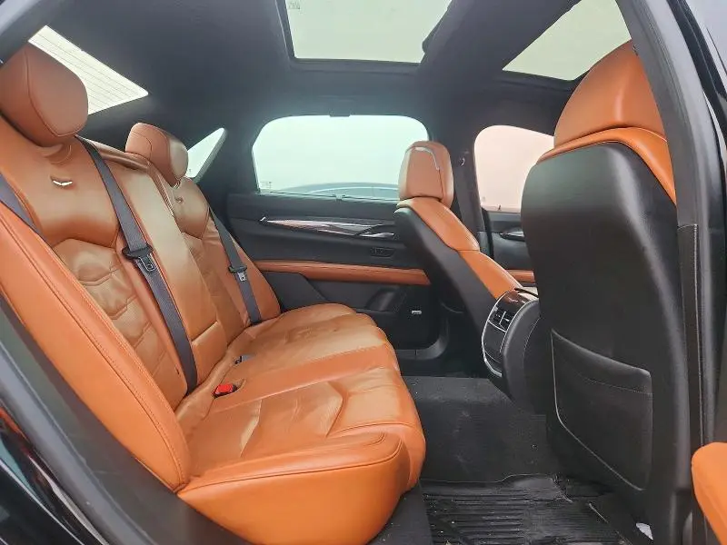 2016 CADILLAC CT6 LUXURY  