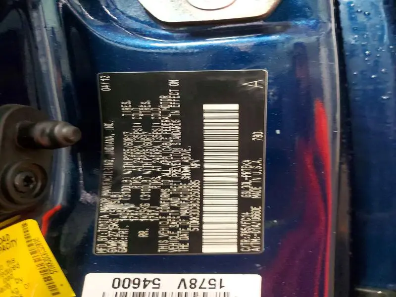 2012 TOYOTA SIENNA LE  