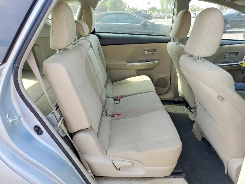 2014 TOYOTA PRIUS V TWO  