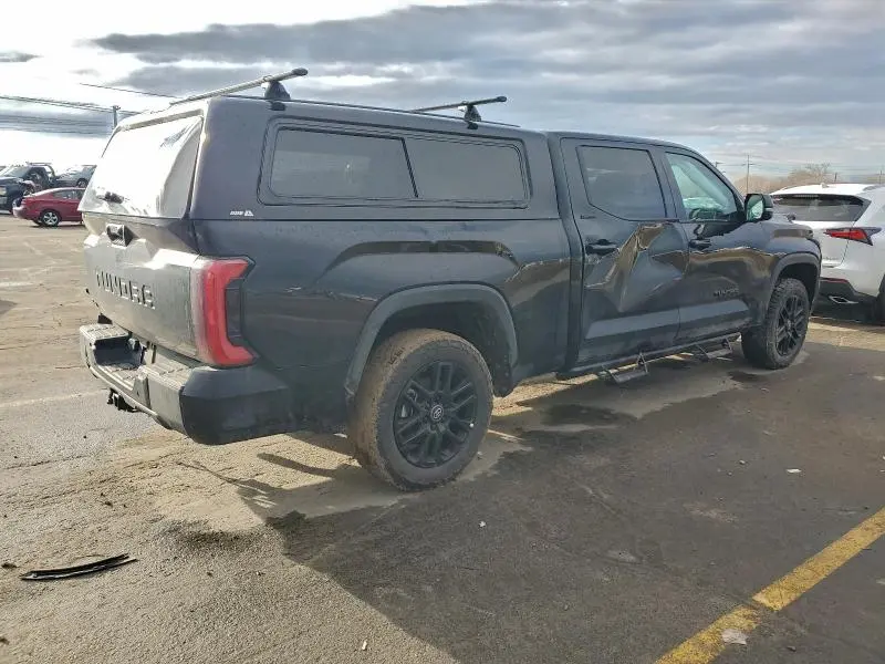 2025 TOYOTA TUNDRA CREWMAX LIMITED  