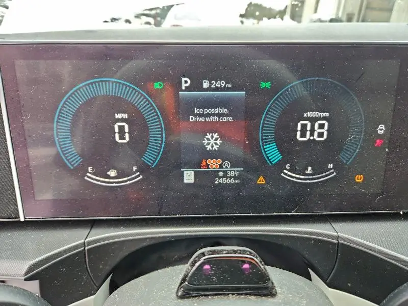 2024 HYUNDAI SANTA FE SEL  