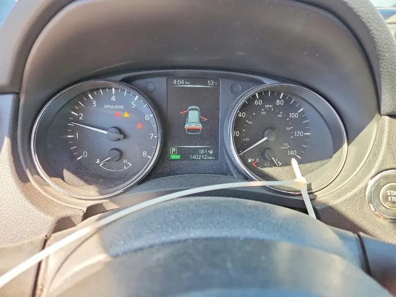 2017 NISSAN ROGUE SL  