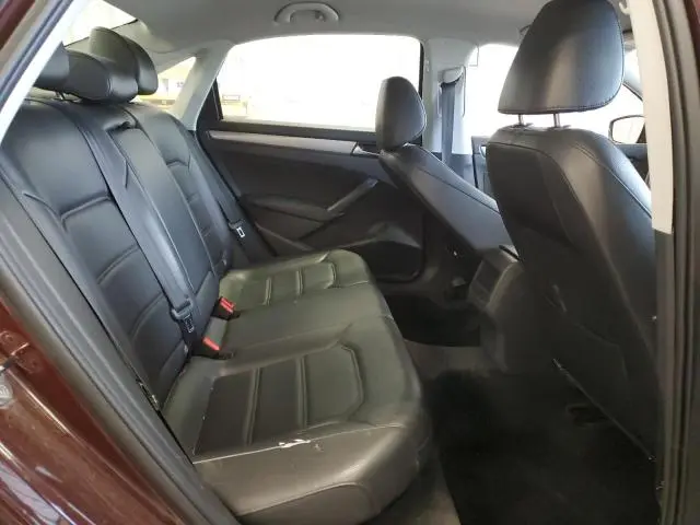 2014 VOLKSWAGEN PASSAT S  