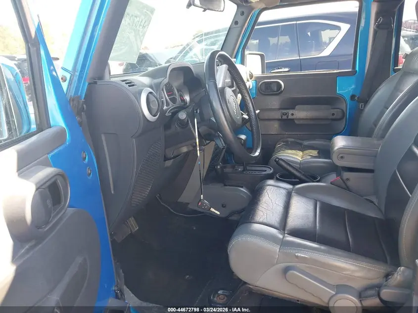 2010 JEEP WRANGLER UNLIMITED SAHARA