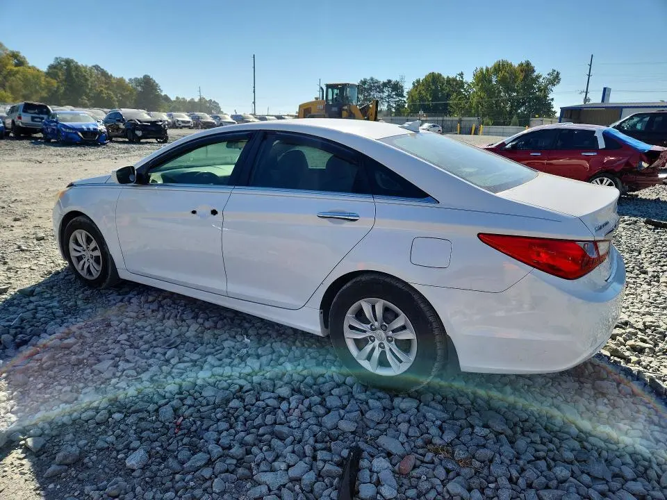 2011 HYUNDAI SONATA GLS  