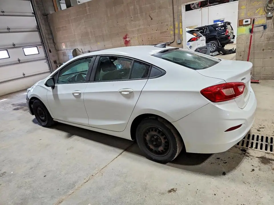 2017 CHEVROLET CRUZE 1LT   