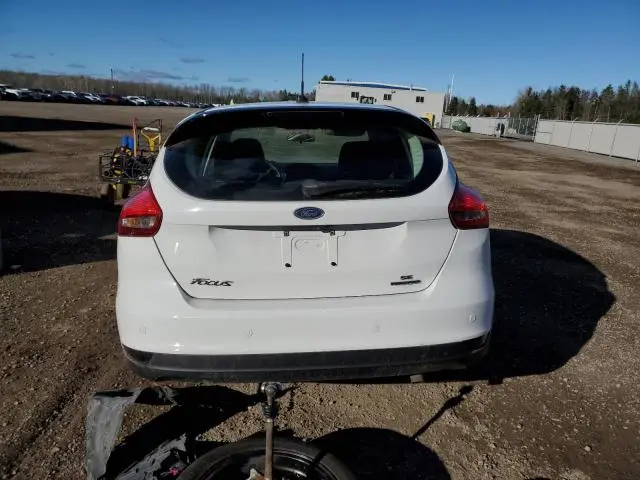 2016 FORD FOCUS SE  