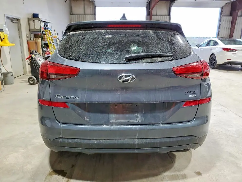 2021 HYUNDAI TUCSON SE  