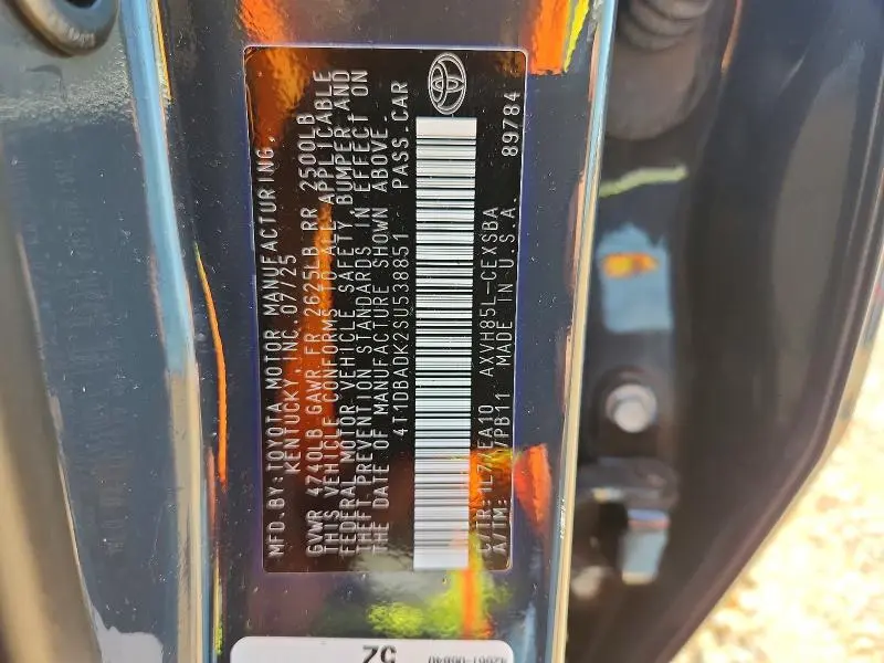 2025 TOYOTA CAMRY SE  