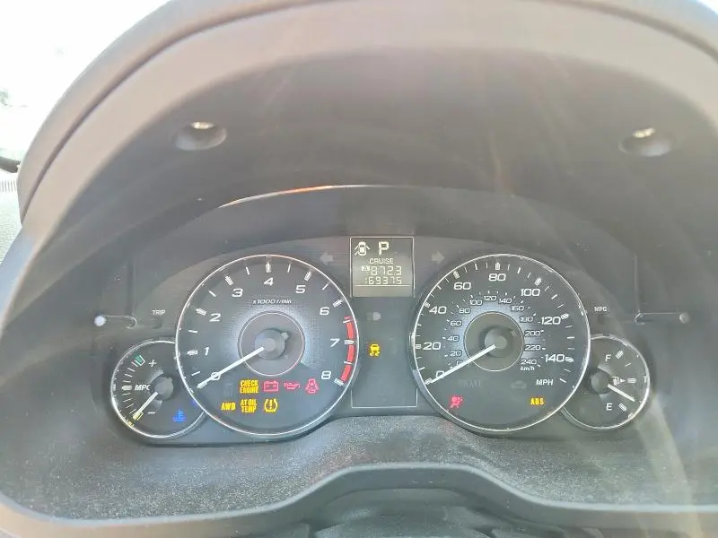 2010 SUBARU OUTBACK 2.5I  