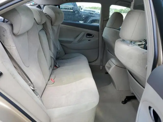 2011 TOYOTA CAMRY BASE  