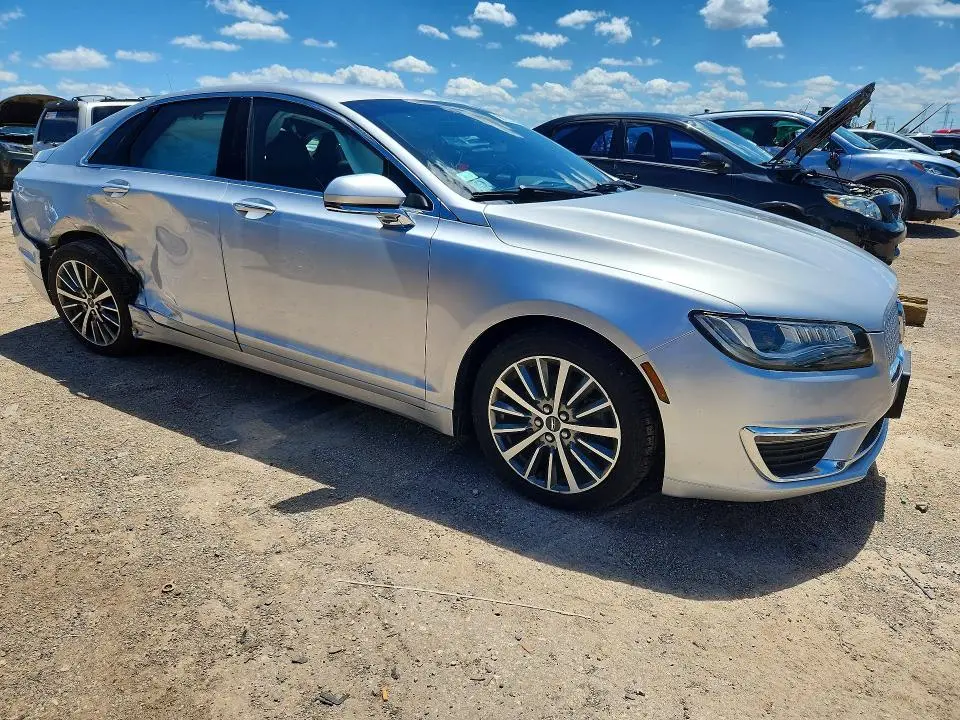 2017 LINCOLN MKZ PREMIERE  