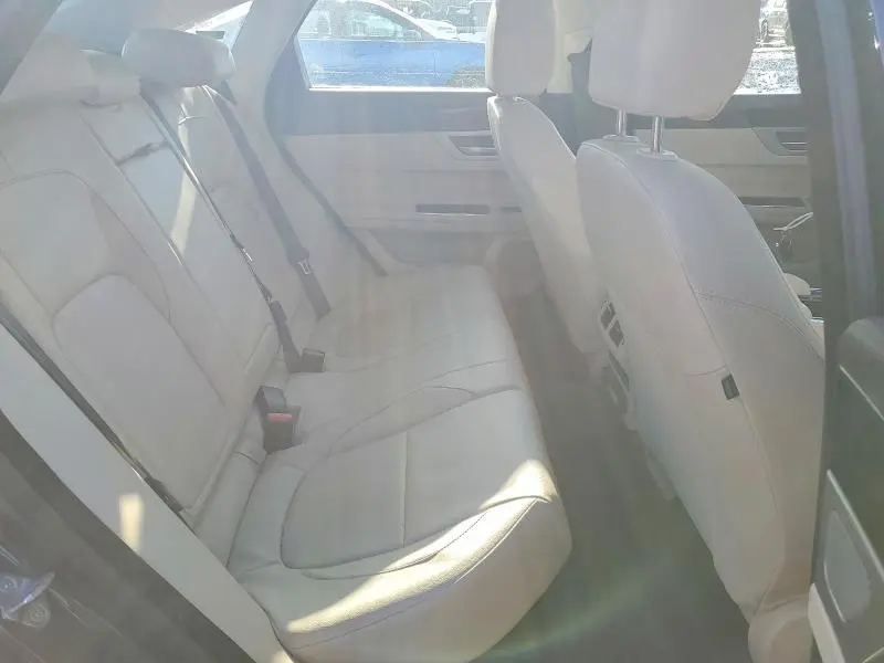 2016 JAGUAR XF PREMIUM  