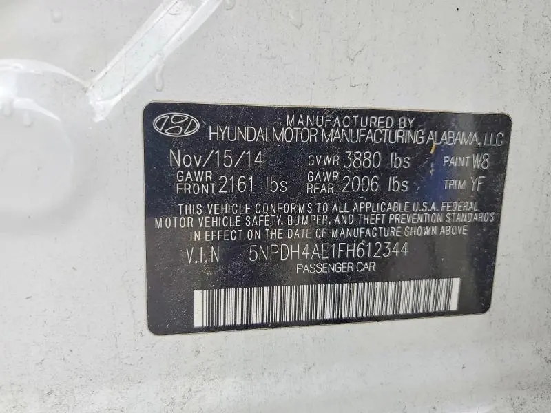 2015 HYUNDAI ELANTRA SE  