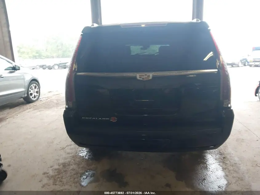 2019 CADILLAC ESCALADE ESV LUXURY