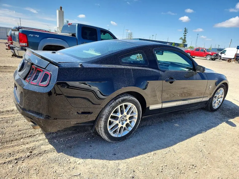 2013 FORD MUSTANG   