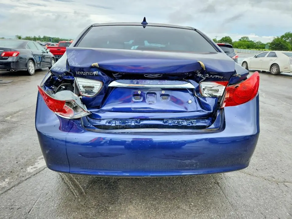 2010 HYUNDAI ELANTRA GLS  