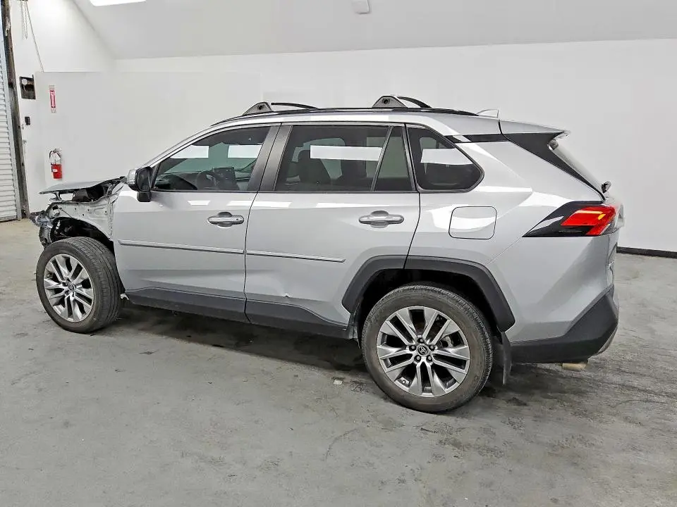 2022 TOYOTA RAV4 LIMITED  