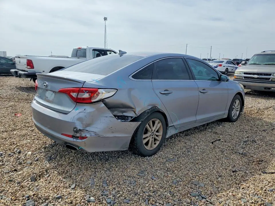 2017 HYUNDAI SONATA SE  