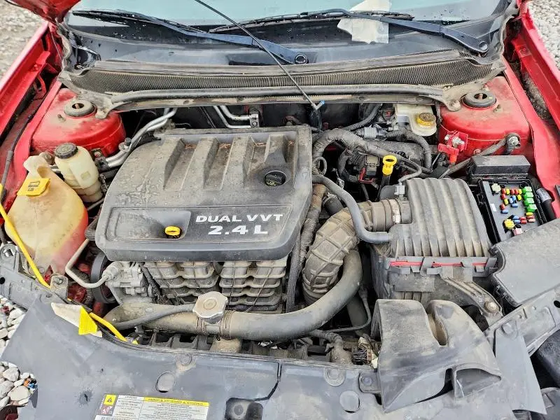 2013 DODGE AVENGER SE  