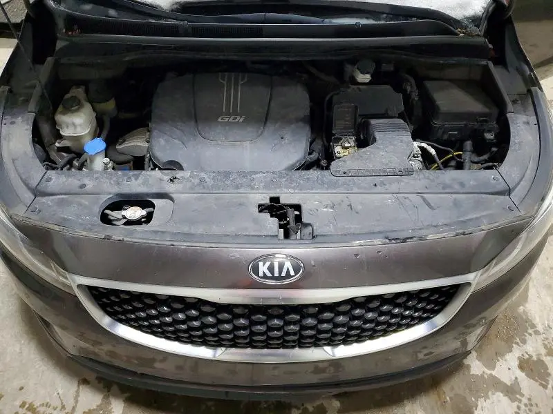 2016 KIA SEDONA LX  