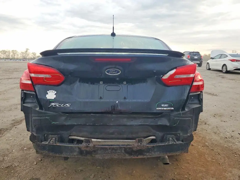 2016 FORD FOCUS SE  